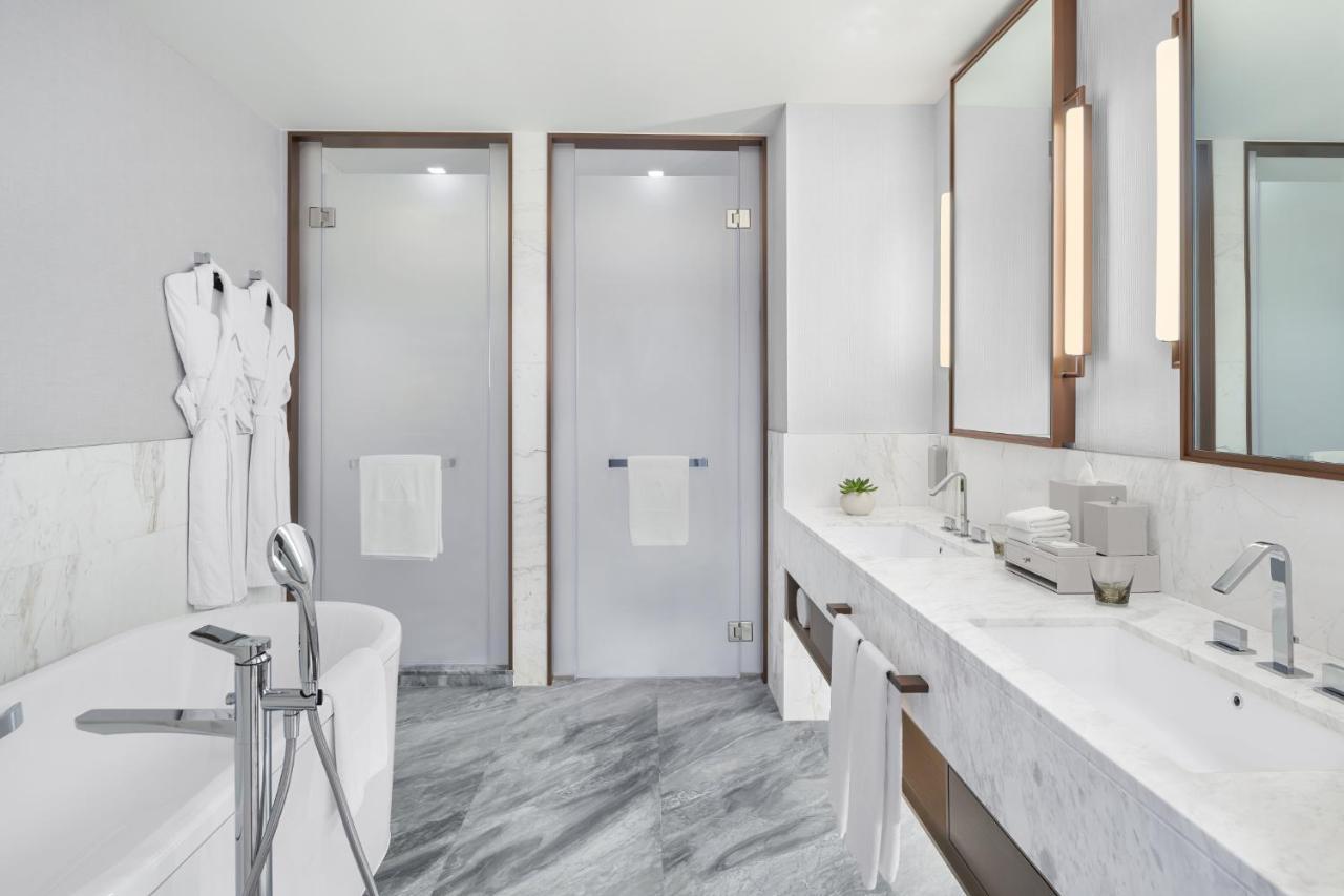 ホテル Address Creek Harbour ドバイ エクステリア 写真 Bathroom