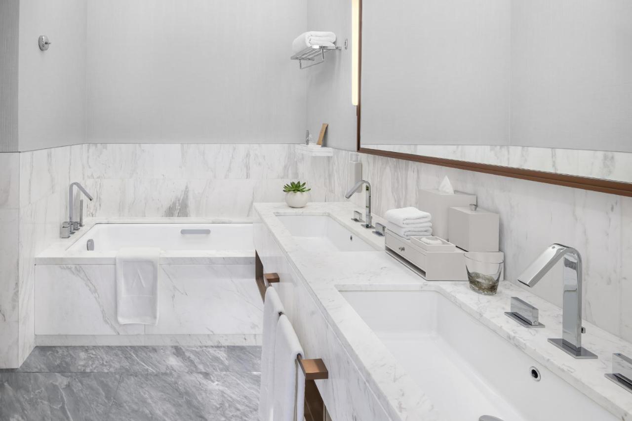 ホテル Address Creek Harbour ドバイ エクステリア 写真 Bathroom