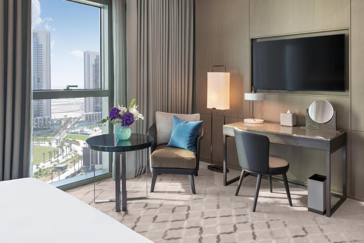 ホテル Address Creek Harbour ドバイ エクステリア 写真 A guest room at the Westin Dubai