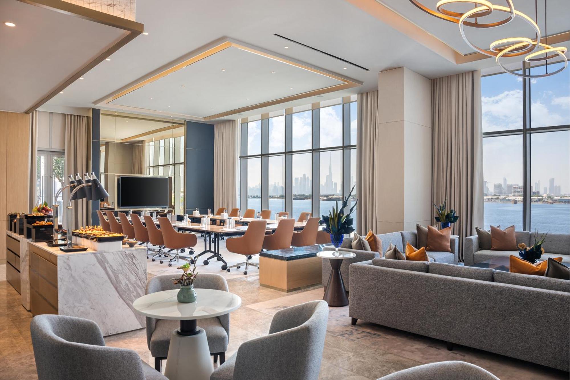 ホテル Address Creek Harbour ドバイ エクステリア 写真 The Executive Lounge at the Westin Dubai
